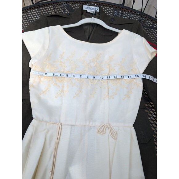 Vintage 1950s Ivory Wedding Dress Embroidered XS Sheath Handmade Tea Length - Picture 7 of 9